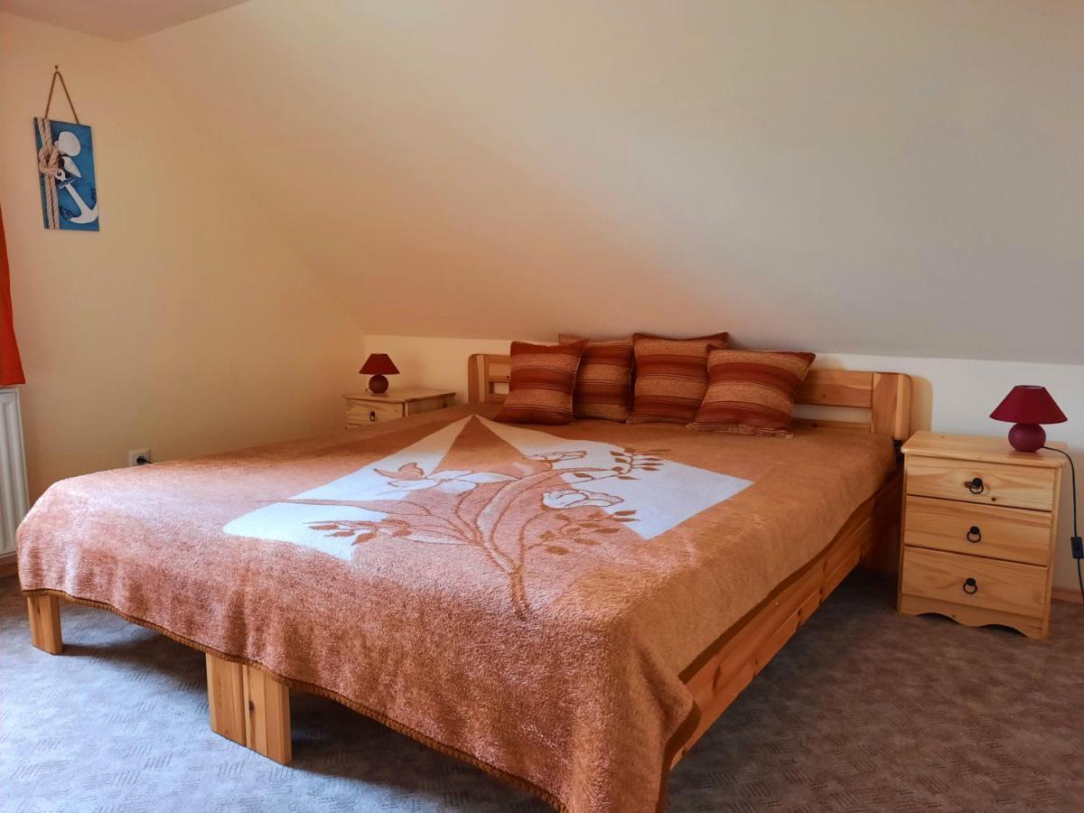 Harmonia Vendeghaz Apartment Balatonalmádi Екстериор снимка