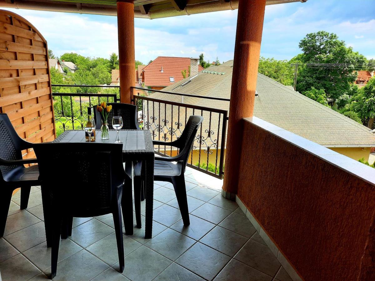 Harmonia Vendeghaz Apartment Balatonalmádi Екстериор снимка